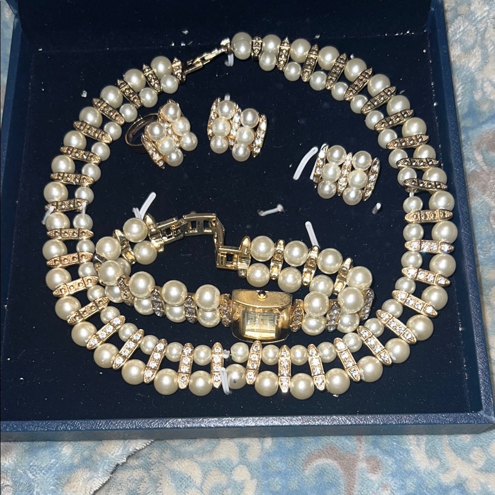 Gold and Cream Pearl Necklace with Crystal Accents with matching earrings .